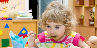 Zbilansowana dieta dziecka - zdrowe i wartou015bciowe posiu0142ki w u017cu0142obku lub przedszkolu