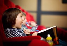 Fot: Fotolia.com kino czy teatr co wybrac dla dzieci
