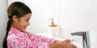 Pieniądze idą jak woda - oszczędzanie wody w przedszkolu