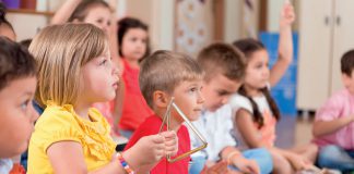 Muzykoterapia dla dzieci fot. Fotolia.com