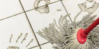 Sposoby na błoto w przedszkolu i żłobku fot. Fotolia.com